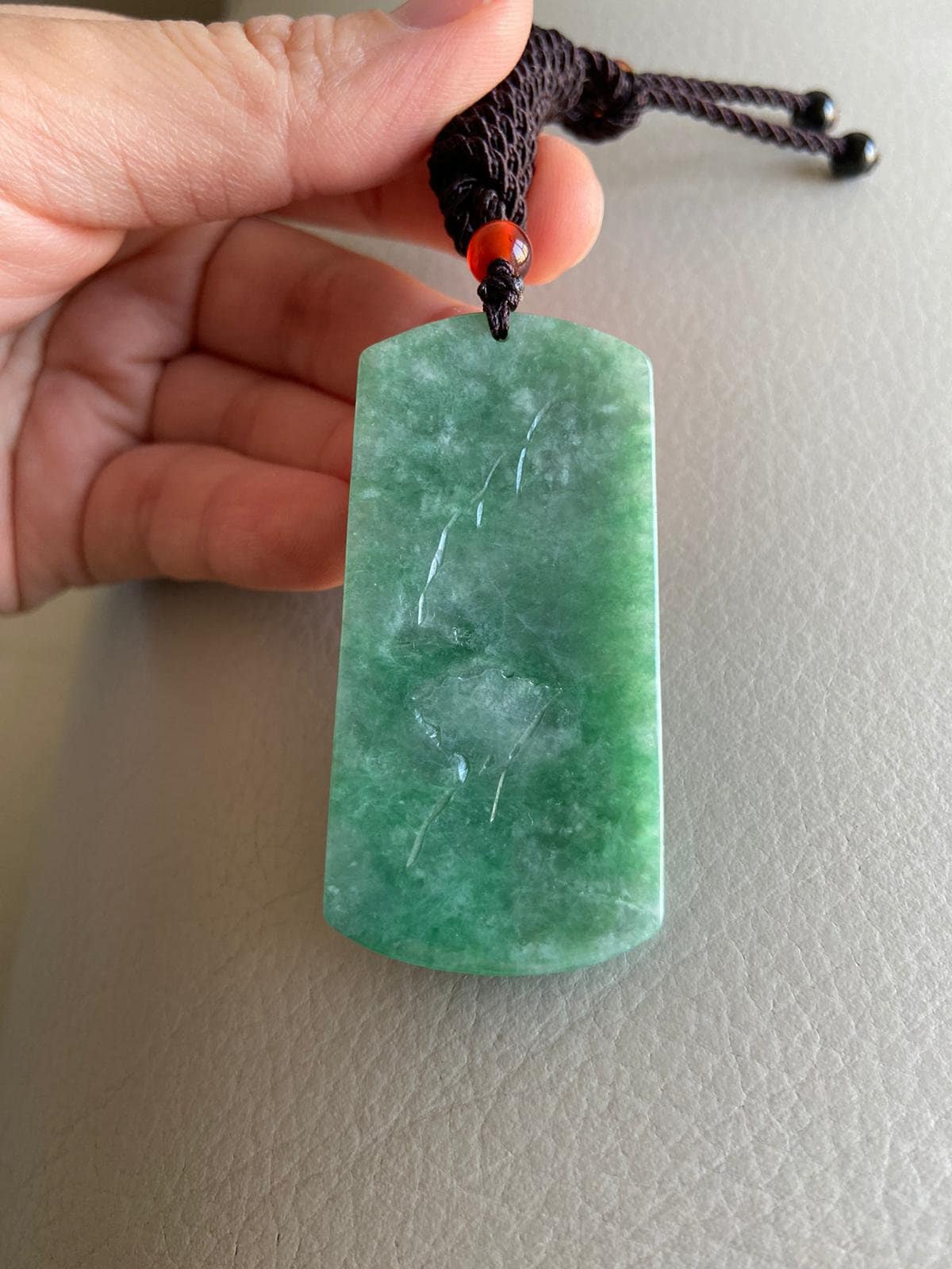 新品　翡翠 彫刻風景 ペンダント 彫刻 翡翠ペンダント