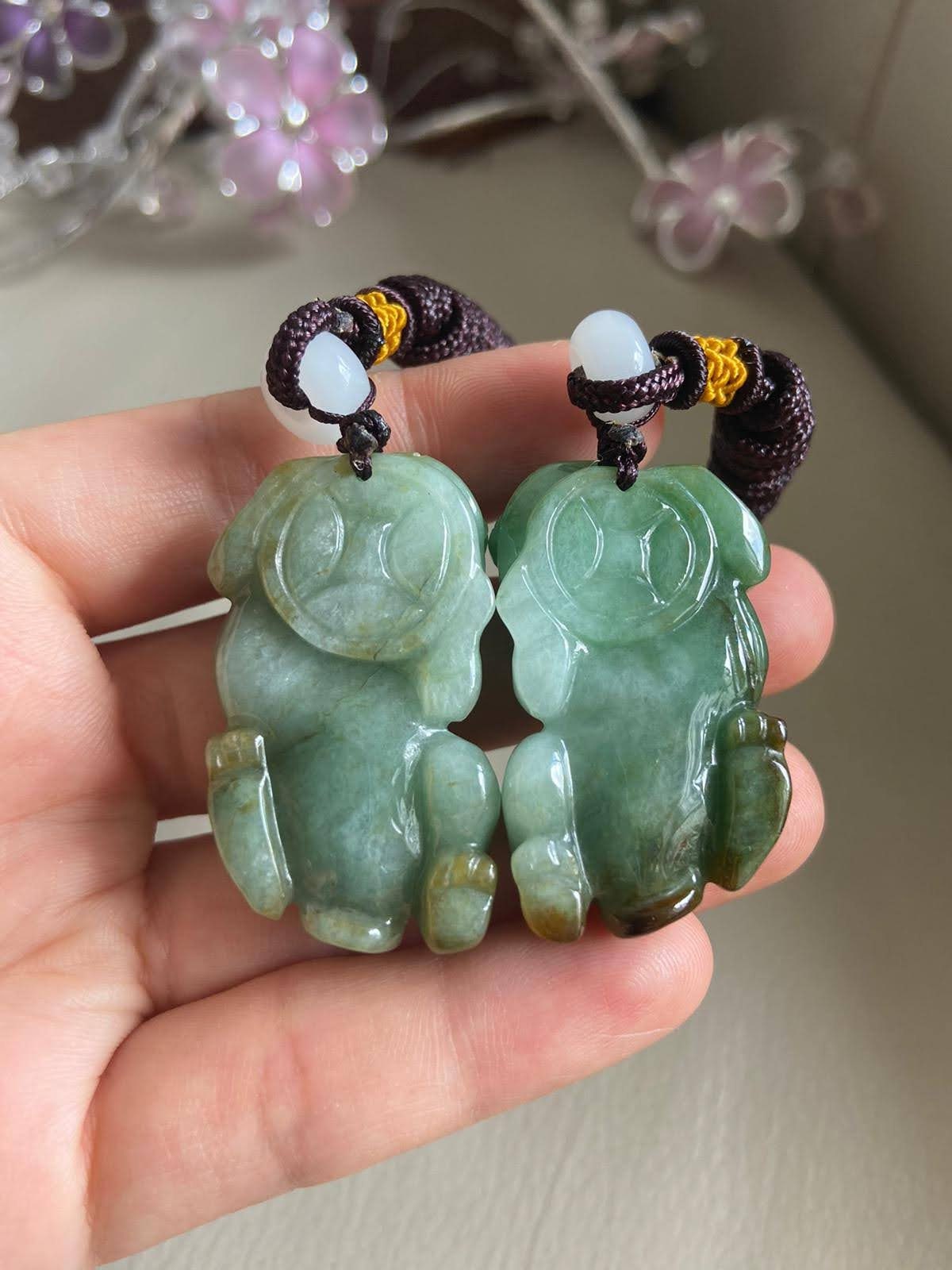 Chinese Pixiu (貔貅) Jadeite Jade Pendants, Pair, Green