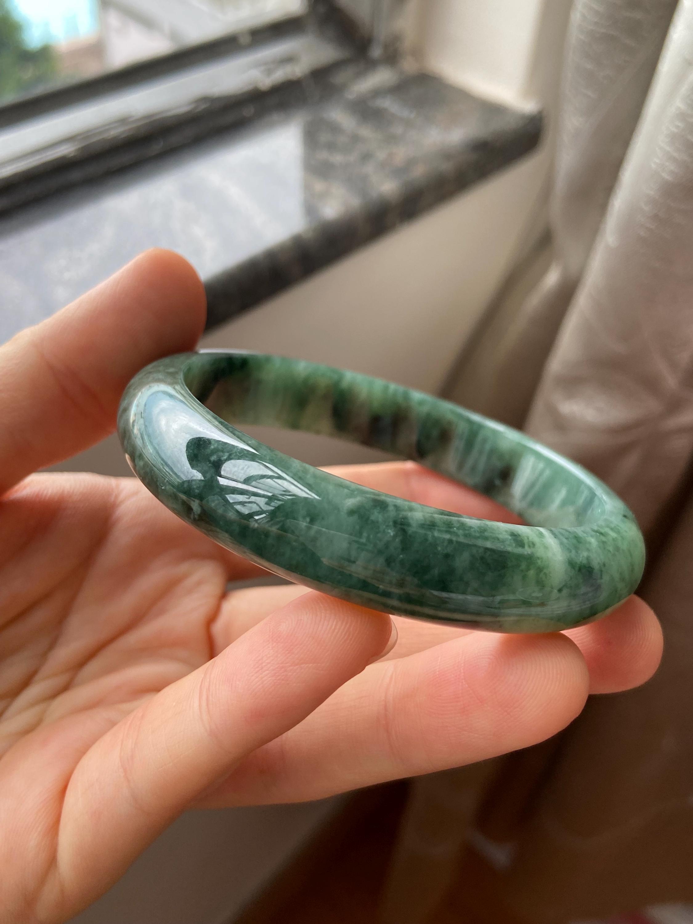 翡翠バングル 62.7 mm (2.47