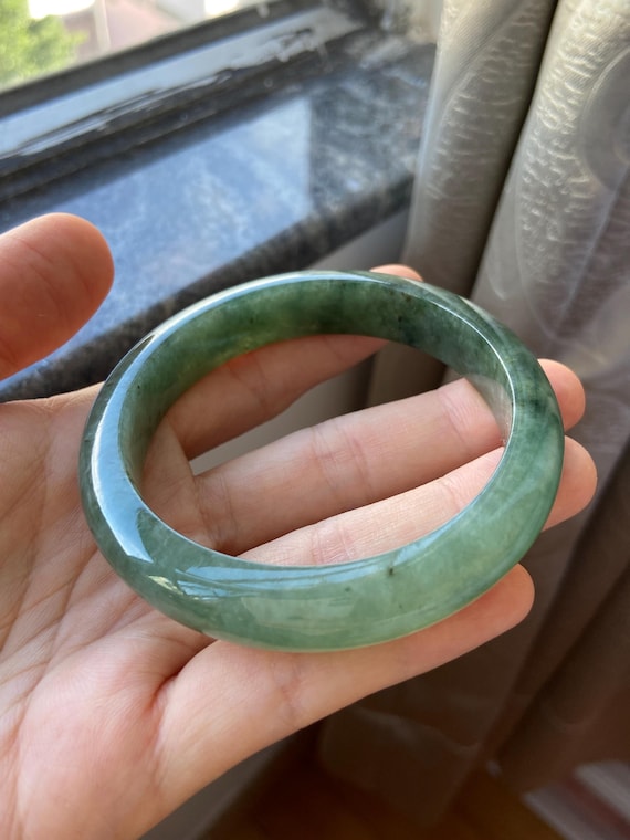 翡翠バングル 58.5 mm (2.3
