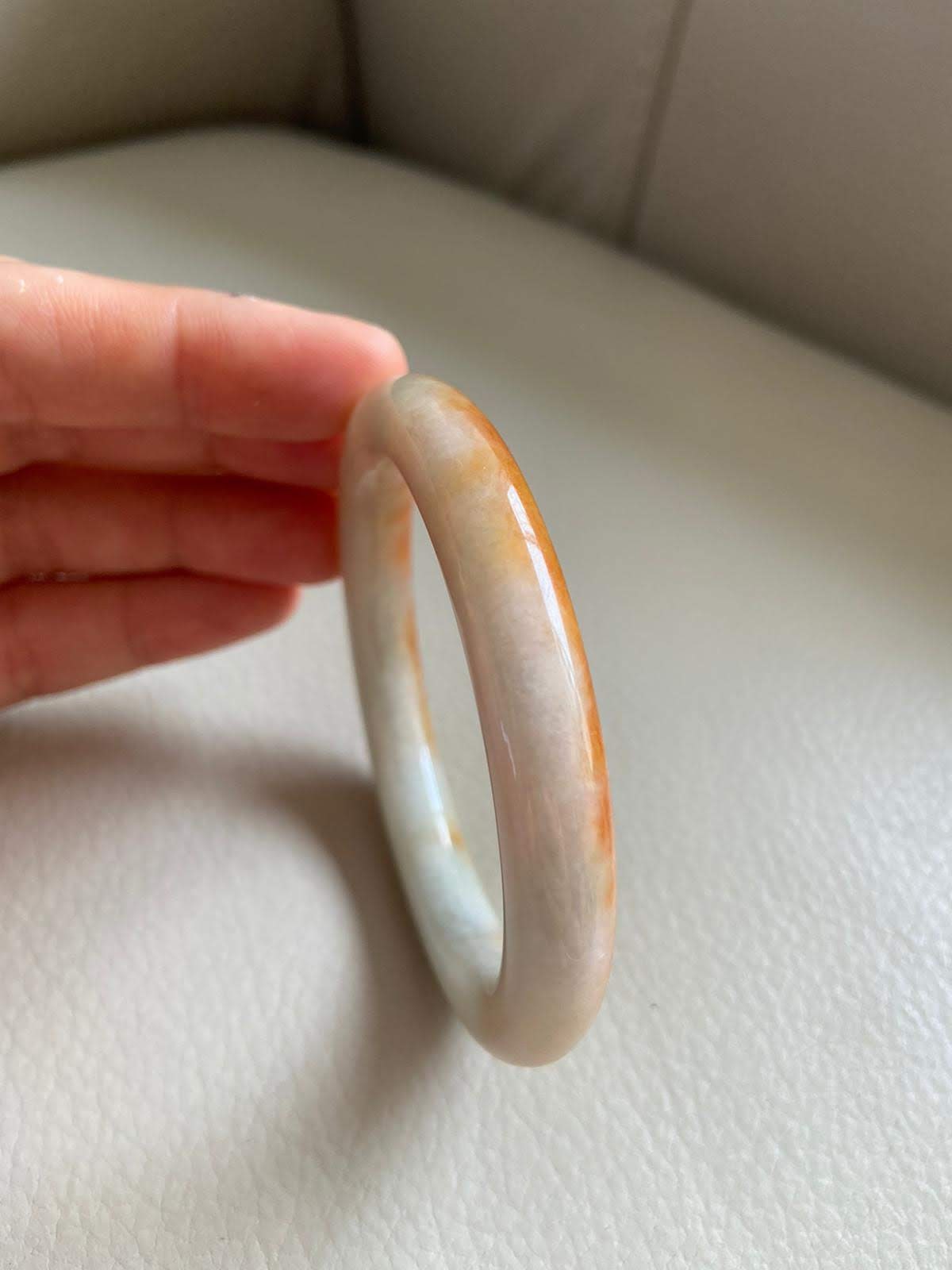 翡翠バングル 53.6 mm (2.11