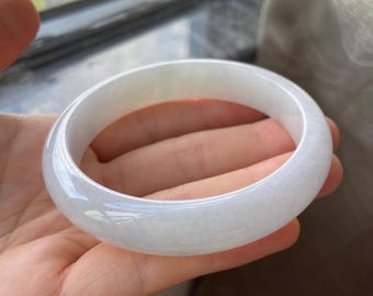 翡翠バングル 59.4 mm (2.34