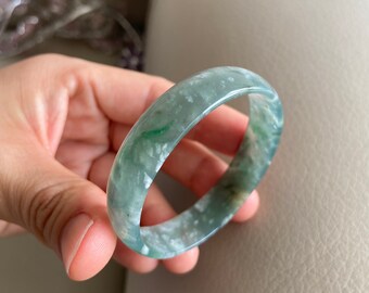 翡翠バングル 50.5 mm (1.99