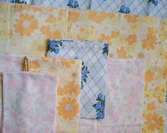 Set of 3 x vintage 70s pillowcase pairs. Vintage 1970s floral cotton fabric.