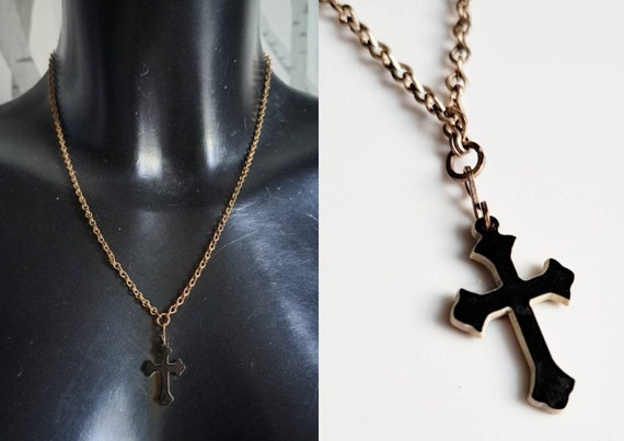 Vintage Black Bakerlite Crucifix Pendant Necklace. - Etsy