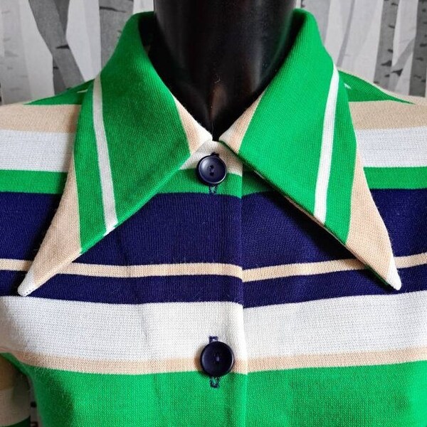 70s groovy vintage stripe shirt with a dagger collar. 1970s tunic blouse by St Michael. UK size 12