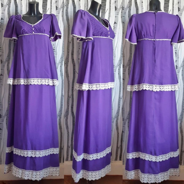 Vintage early 1970s woodstock purple haze boho hippy maxi dress. Size 6/8 vintage floor sweeping tiered purple dress with lace details.