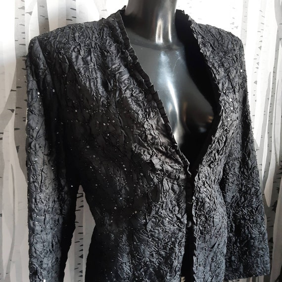 Fabulous black crushed fabric trophy jacket.  198… - image 5