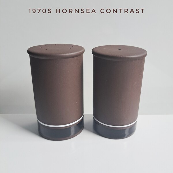 HORNSEA CONTRAST cruet salt and pepper set in matte and gloss browns. Vintage 1970s hornsea pottery contrast tableware.