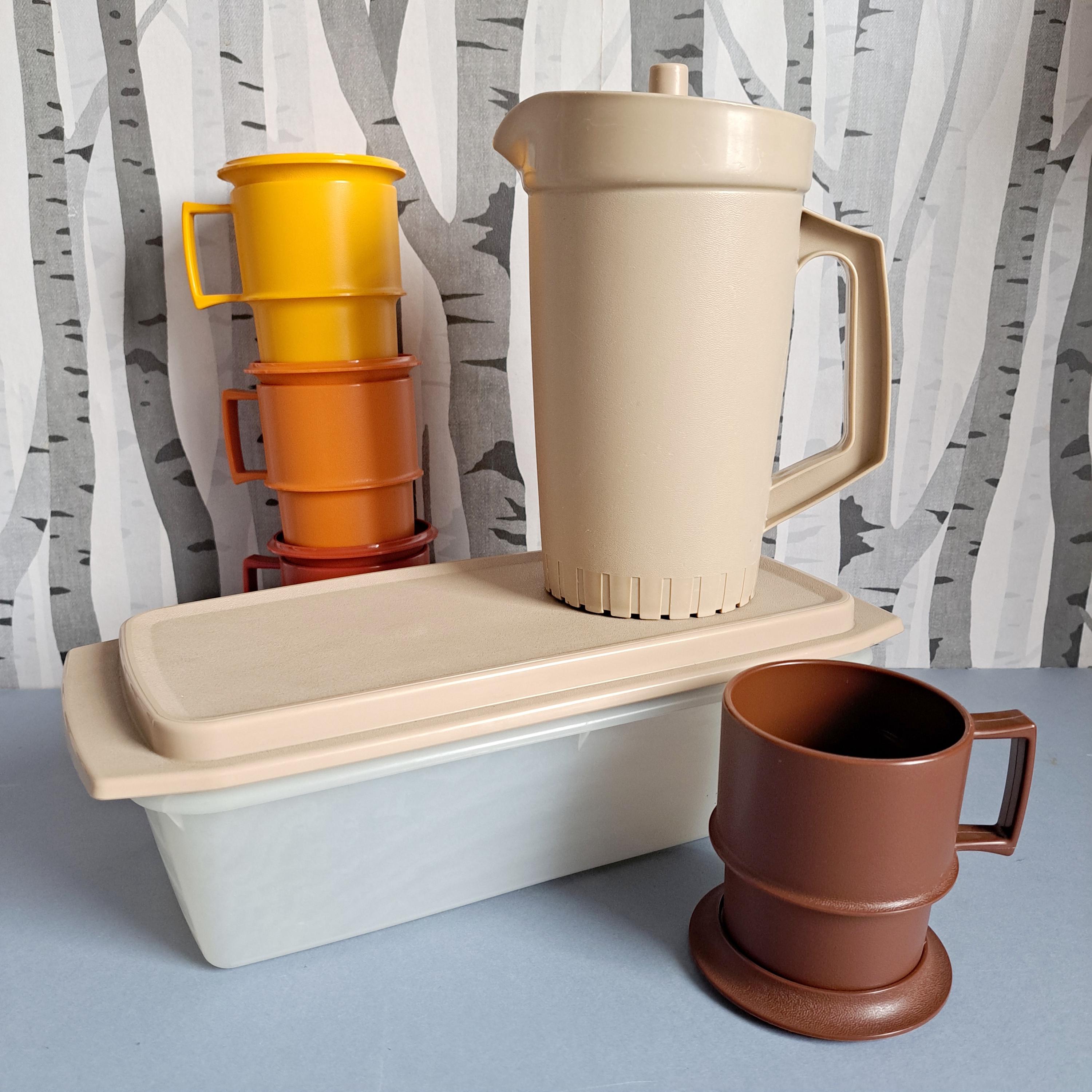 Lot De Bols Et Tasse En Plastique Rouge Tupperware Vintage – Idéal Pour Camping Et Pique-nique