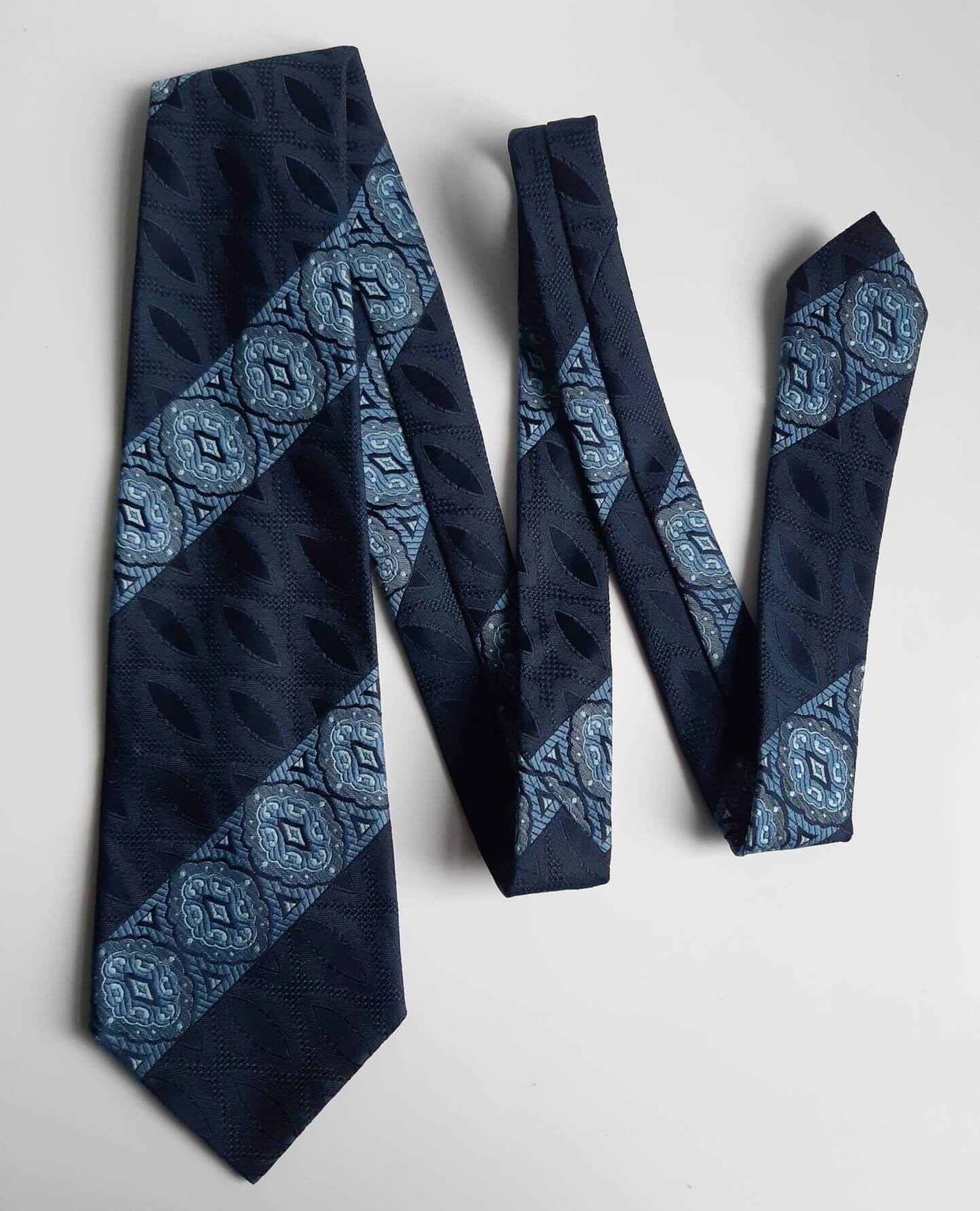 1970s Vintage Tie in a Groovy Ornate Blue Pattern. Original - Etsy UK