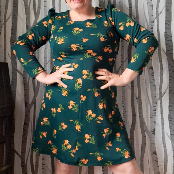 Green skater 2025 dress uk
