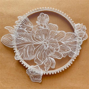 Off White Lace Applique Floral Embroidery Patch with Sequin for Bridal Couture Dress Veil Embellishment Craft