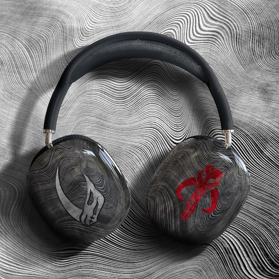 Mudhorn + Red Mythosaur Beskar Airpods Max Case Black