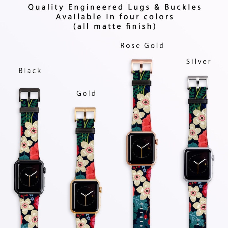 Op de afbeelding: Vier Apple Watch bandjes met een bloemenpatroon. De bandjes zijn te zien in zwart, goud, ros&eacute; goud en zilver.