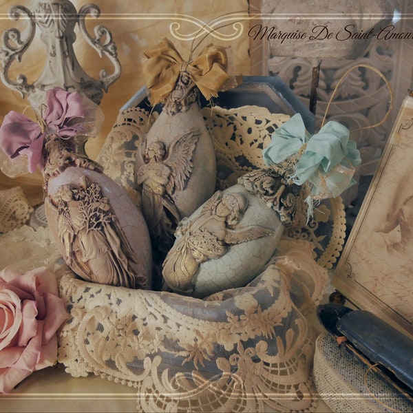 Boules de décoration romantique de style shabby-chic vintage aux couleurs pastelles, boules de Noël anges shabby vintage