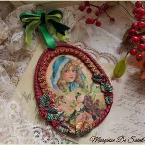 Pequeña tarjeta de Navidad roja cereza y verde,decoración navideña,marco ovalado,adorno Navidad rojo verde y dorado,decoración pared vintage