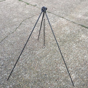 Forged 150cm Campfire Cooking Tripod