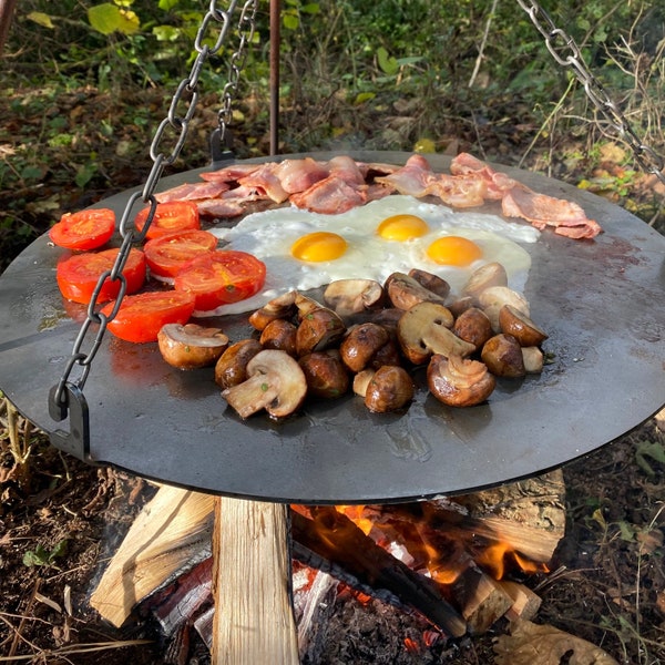 Plaque de cuisson suspendue pour feu de camp