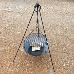 Essential Firepit Set