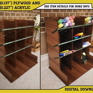 Puede incluir: Un organizador de madera con estantes de acr&iacute;lico transparente, ideal para guardar bol&iacute;grafos, l&aacute;pices y otros art&iacute;culos de oficina. El organizador est&aacute; hecho de madera contrachapada de 1/8 de pulgada y acr&iacute;lico de 1/4 de pulgada.  "VER DETALLES DEL ART&Iacute;CULO PARA M&Aacute;S INFORMACI&Oacute;N" est&aacute; impreso en la parte superior del organizador.