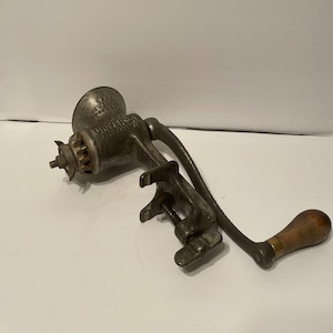 Antique Great Britain Food Grinder Table Mountable Clamp Farmhouse Kitchen Tools and Gadgets