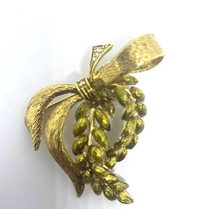 Vintage Joan Rivers signed Gold Tone Brooch