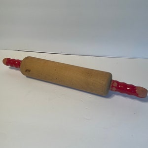 Vintage Red Handle Wood Rolling Pin Farmhouse Kitchen Tools