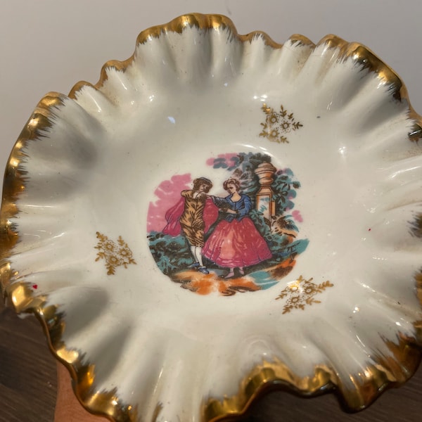 Vintage Gold Trimmed Fluted Dish with Scalloped Edge and Romantic Art print on a Brass Stand