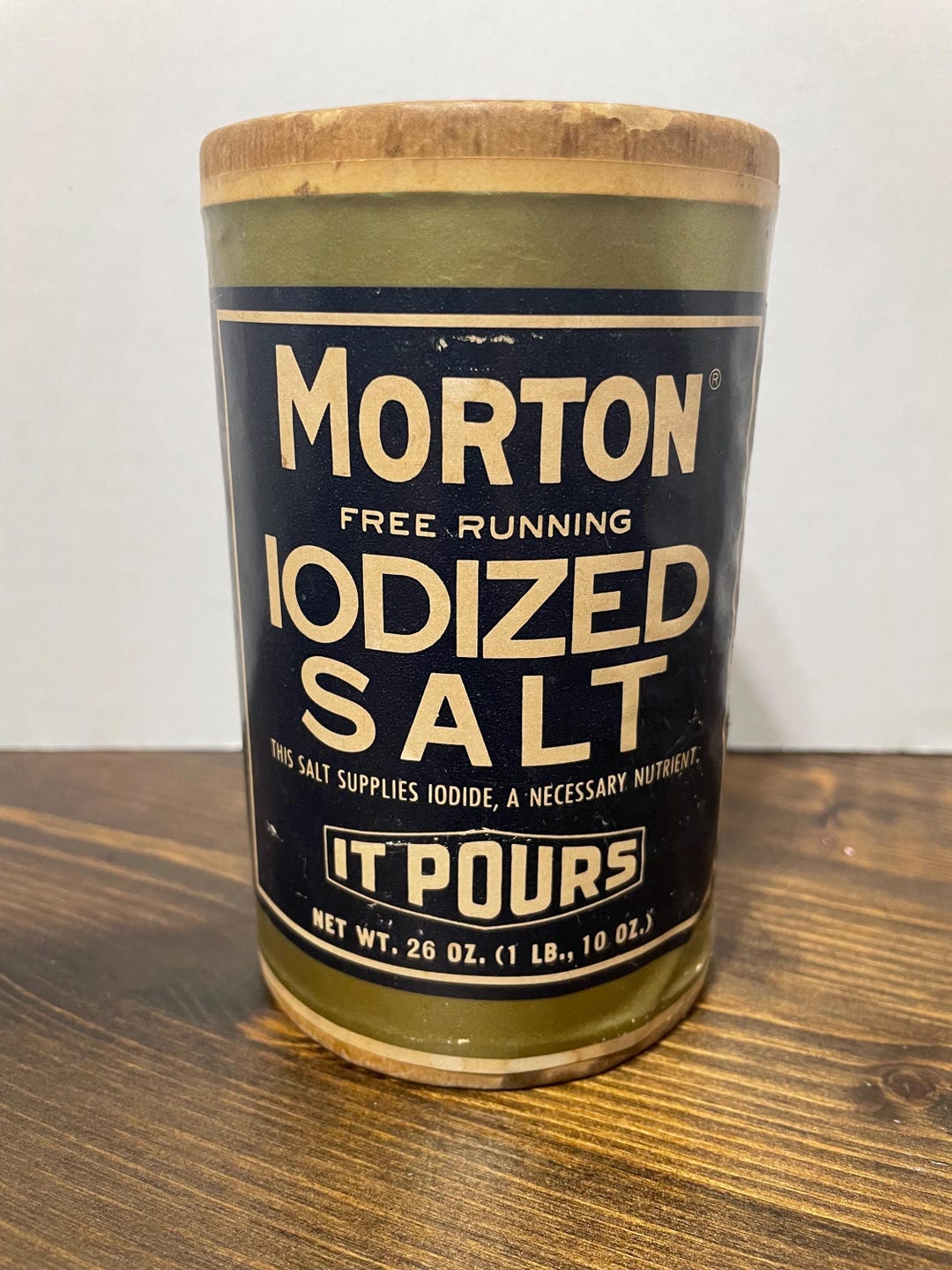 Vintage Morton Iodized Salt Cardboard Container 1914 When It Rains