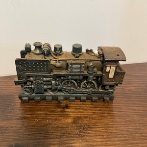 Toy Resin Train 5 inches long Engine