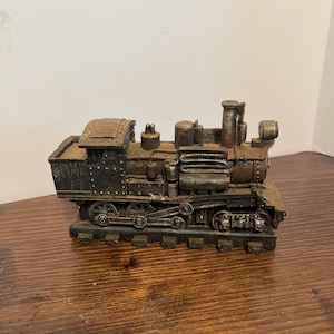 Toy Resin Train 5 inches long Engine