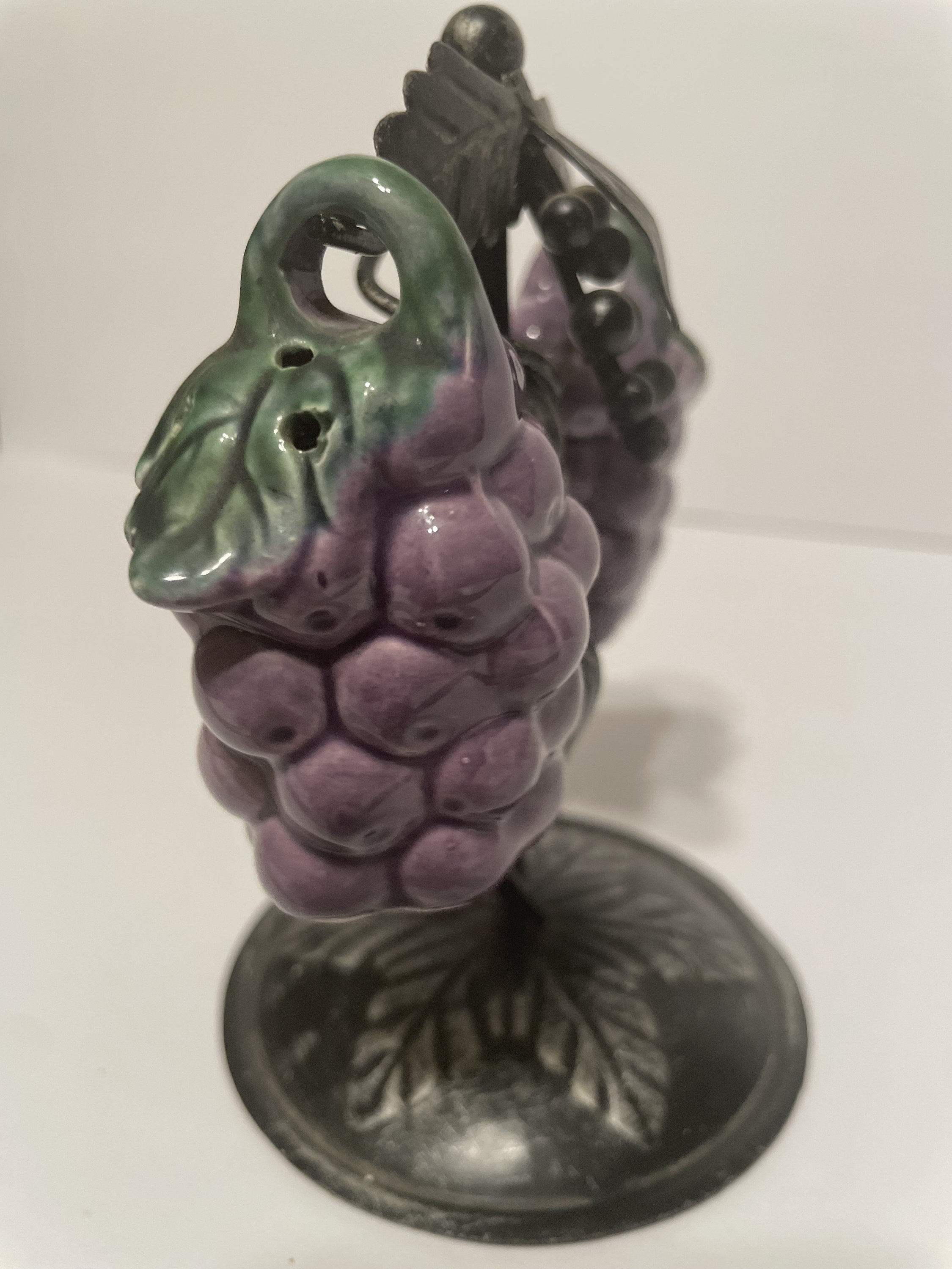 Vintage Grapes Salt and Pepper Shakers Hanging on a Metal Tree