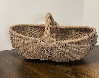 Vintage Handmade 14 INCH Buttocks Basket with Twisted Handle, God&#39;s Eyes, Farmhouse Decor