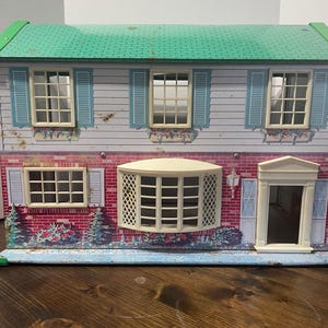 Vintage 1960s Toy Metal Town and Country Dollhouse Litho two story Colonial House
