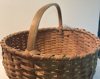 Large 14 inch Hand woven Gathering Basket Primitive Farmhouse Storage Basket