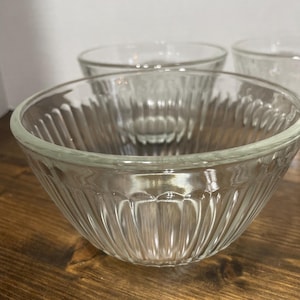 Vintage skulpturierte klare Pyrex 3 Tasse Servierschale Bauernhaus Landhaus Cottagecore Grannycore