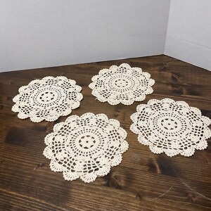 Vintage set Of 4 Handmade Crochet Doilies 7 inch Diameter
