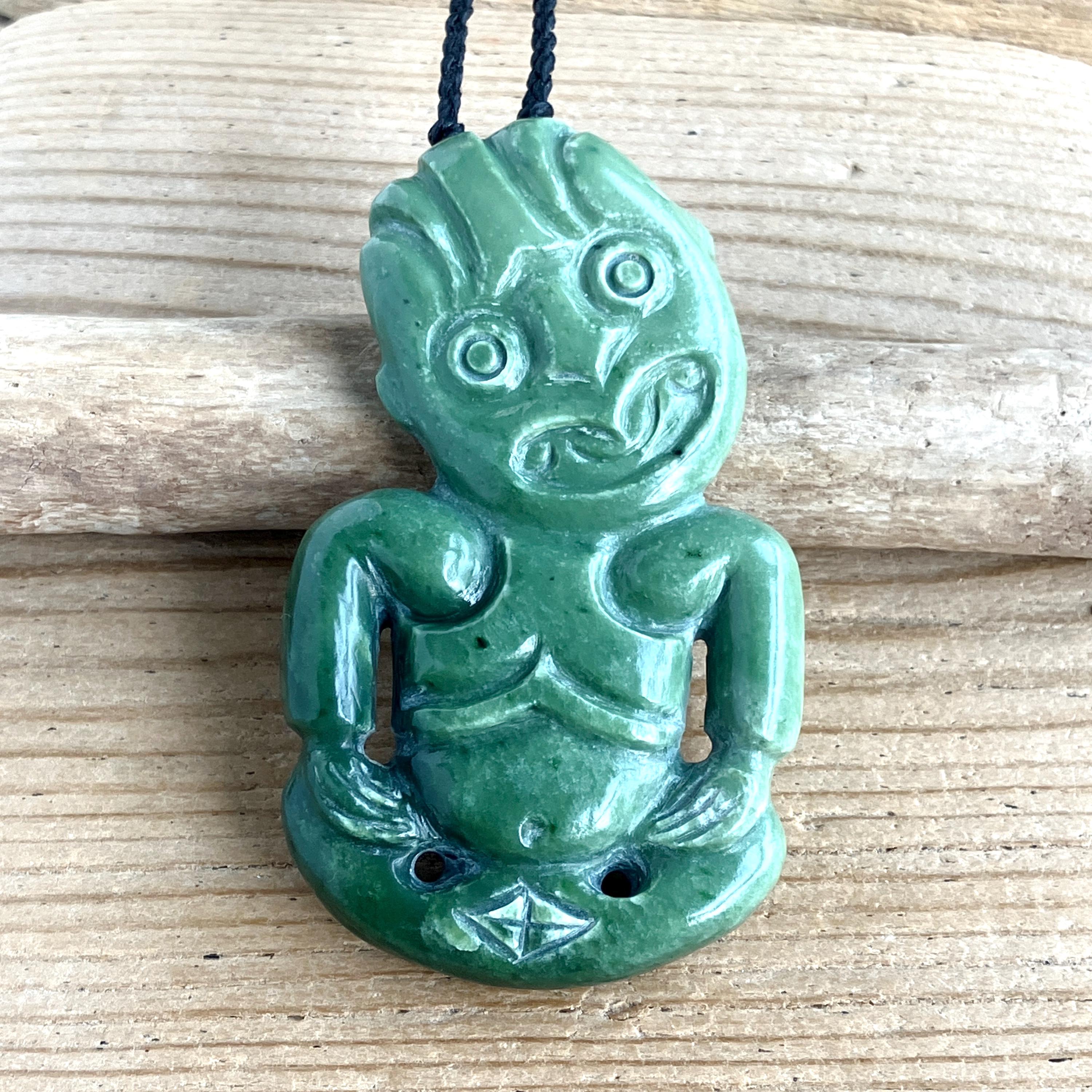 ニュージーランド ココプ ポウナム グリーンストーン ジェイド ヘイ