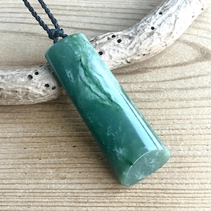 ニュージーランド ココプ ポウナム グリーンストーン ジェイド ヘイ