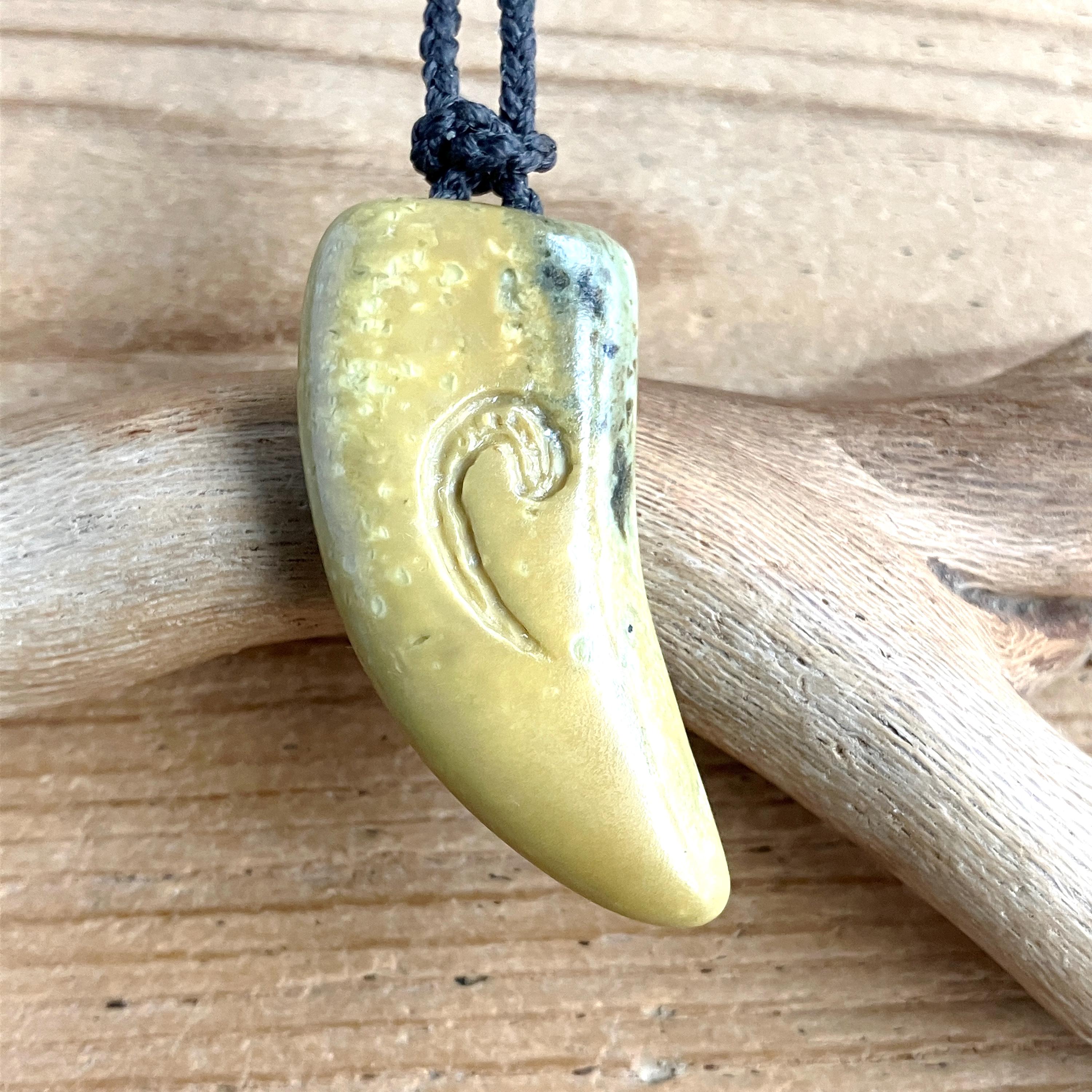 Maori green stone - Etsy 日本