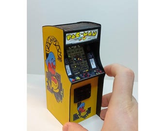 Miniature ZAXXON Arcade Cabinet: 1/12 Scale Dollhouse