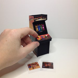 SUNSETRIDERS 1/12 Scale Mini Arcade Cabinet, Miniature Dollhouse 80s 90s Mini Arcade Machine, arcade1up for Action Figures, Replica