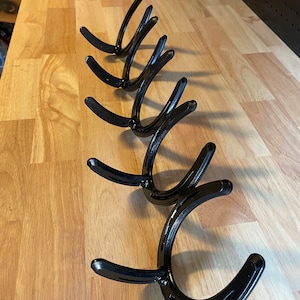 3 Ganci Da Parete Vintage A Forma Di Ferro Di Cavallo In Ferro Battuto – Doppio Gancio Per Cappotti, Cappelli E Asciugamani – Eleganti E Compatti Per Ingresso, Bagno E Cucina