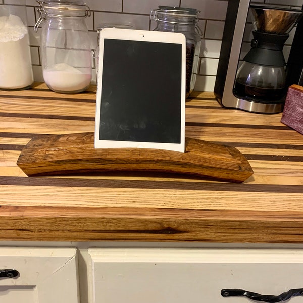 iPad/tablet stand