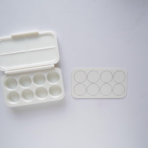 8 Circular Pan Palette | Eco Pod Palette | Travel Palette | Thin Palette | Pocket Palette | Snap Closure