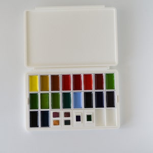 Modular 24 Kuretake Palette | Removable Palette Insert | Travel Palette | Plein Air | Watercolor Paint Palette | Plant Based