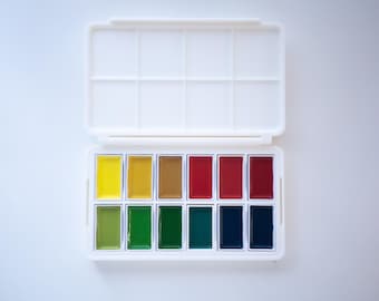 12 Kuretake Watercolor Palette | Modular Magnetic Paint Case with Removable Insert | Fawke’s Palette System