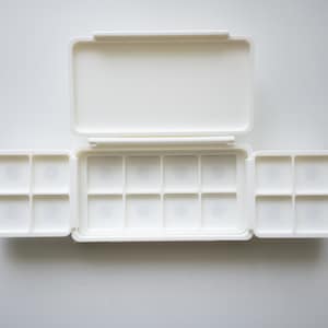 Modular 16 Flat Pan Palette | Well Large Flat Palette | Travel Palette | Thin Palette  | Large Mixing Well | Metal Pans | Mixing Tray