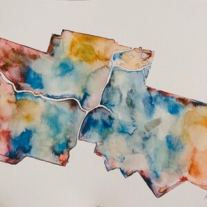 K&ouml;nnte beinhalten: Aquarellmalerei einer Karte mit blauen, gr&uuml;nen, gelben, orangen und rosafarbenen Farbt&ouml;nen. Die Karte ist in Abschnitte mit wei&szlig;en Linien unterteilt. Die Unterschrift des K&uuml;nstlers befindet sich in der rechten unteren Ecke.